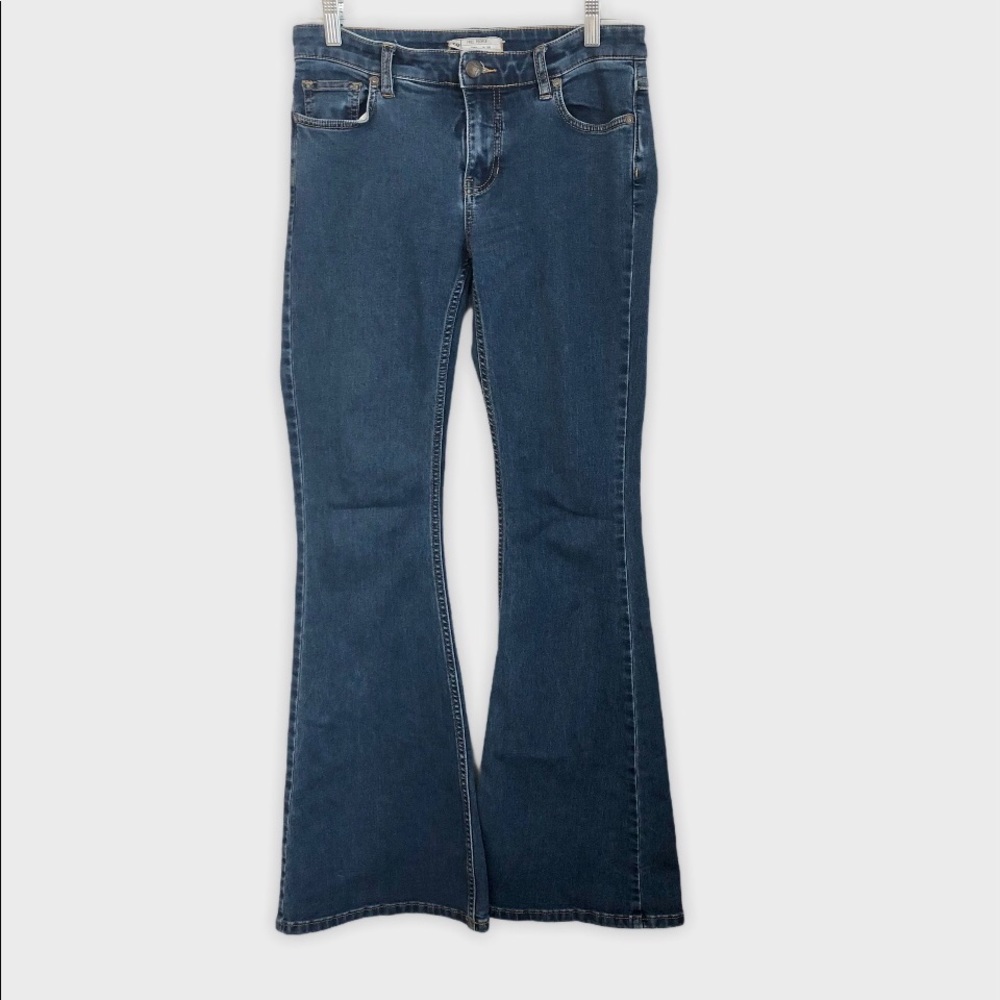 Free People Flare Leg Jeans w Chevron Back Pockets